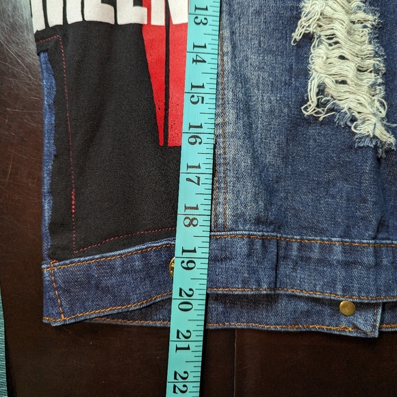 Green Day 🎸 Studded Vest - Picture 7 of 9